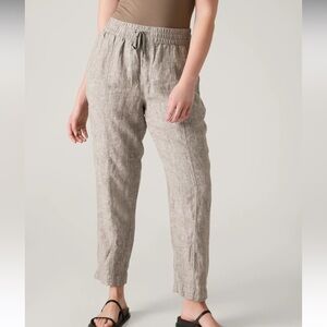 08. Athleta RETREAT LINEN ANKLE PANT
